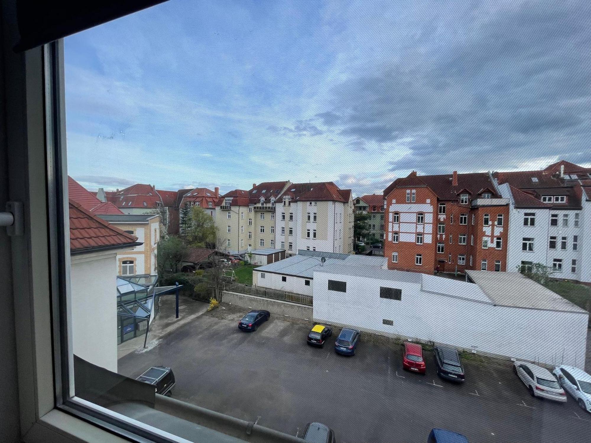 Raha Apartments - Modernes Studio-Apartment - Hbf - Gratis Parkplatz Erfurt Extérieur photo