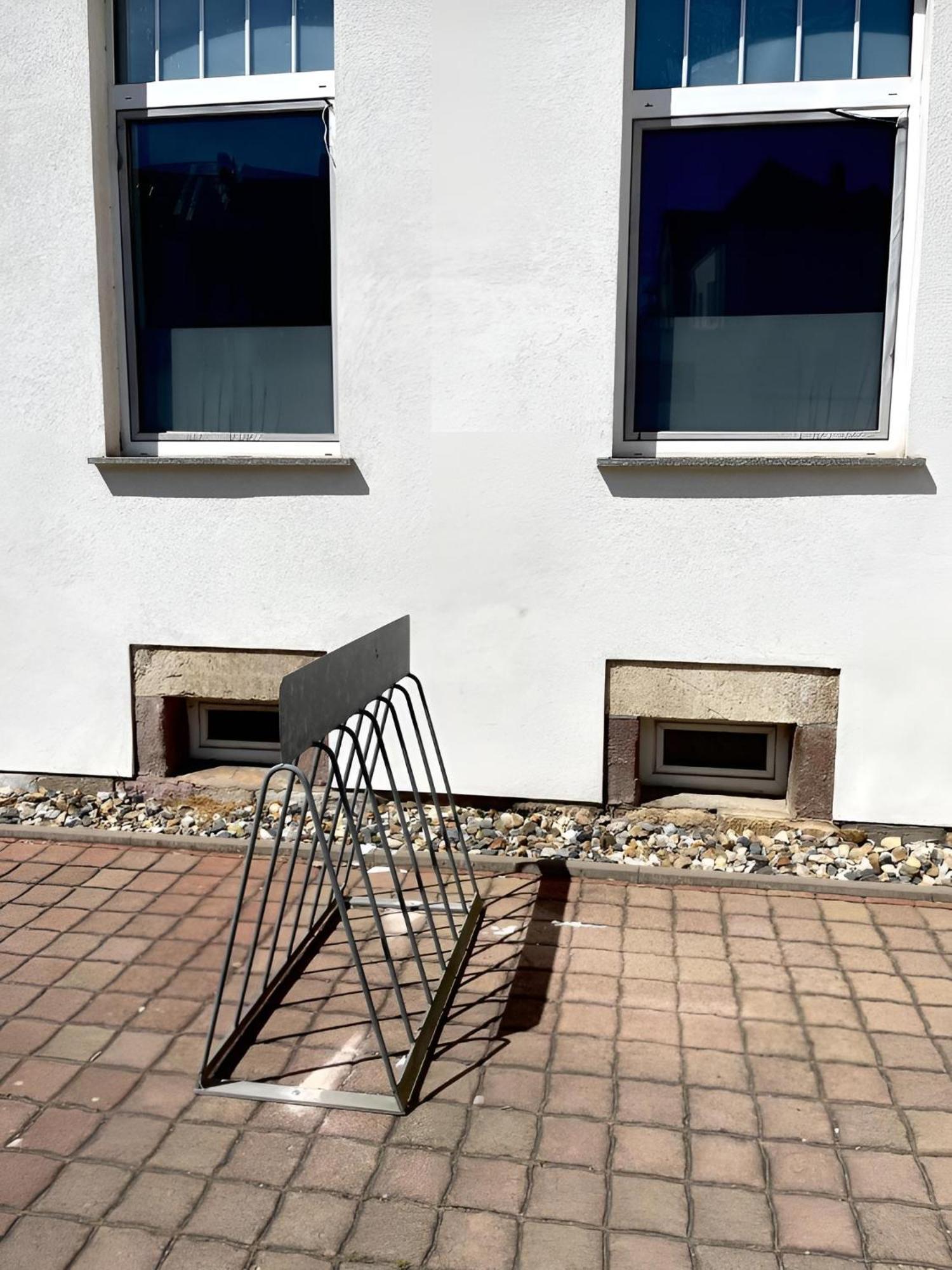 Raha Apartments - Modernes Studio-Apartment - Hbf - Gratis Parkplatz Erfurt Extérieur photo
