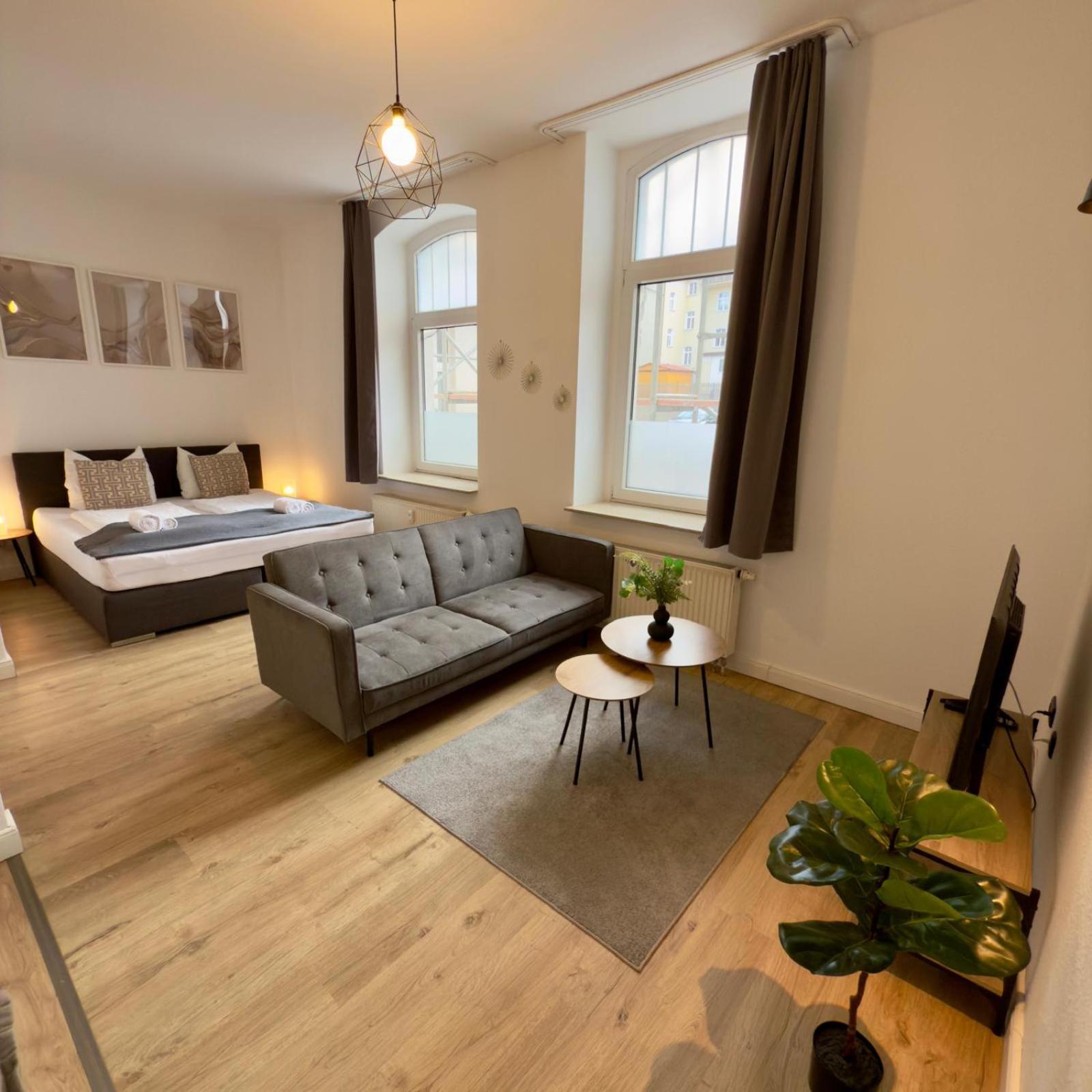 Raha Apartments - Modernes Studio-Apartment - Hbf - Gratis Parkplatz Erfurt Extérieur photo