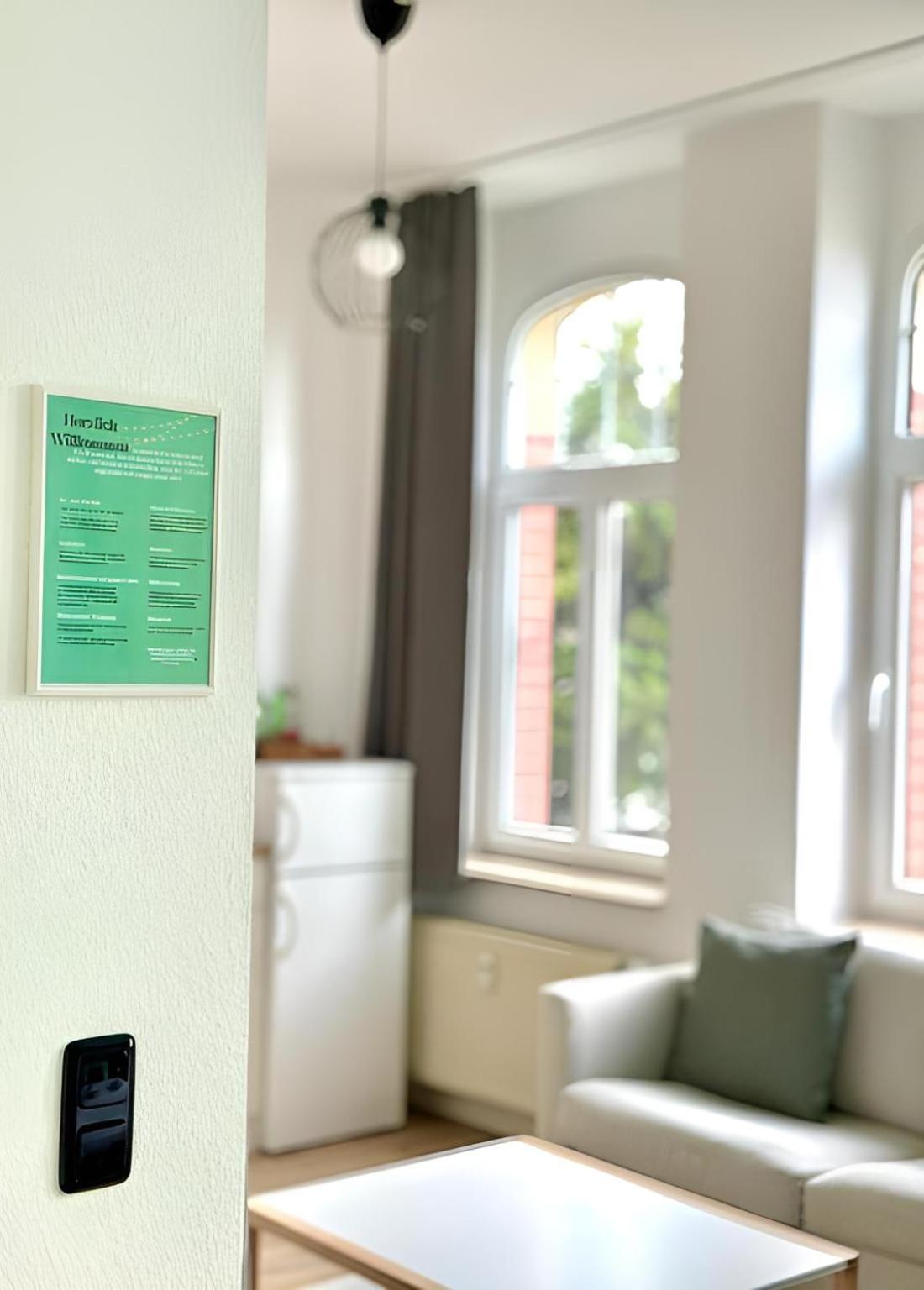 Raha Apartments - Modernes Studio-Apartment - Hbf - Gratis Parkplatz Erfurt Extérieur photo